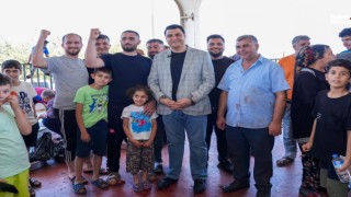 Başkan Yılmaz Vatandaşlarla Bayramlaştı: 'Kusursuz Bir Bayram İçin Hazırız'