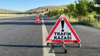 Cenazeye Giden Araçta Korkunç Kaza: 4 Kişi Hayatını Kaybetti