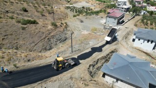 Dulkadiroğlu Belediyesi'nden Kırım Mahallesi'ne Asfalt Yatırımı