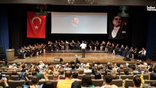Şehitkâmil Sanat Merkezi’nde Zafer Bayramı’na Özel Müzik Şöleni