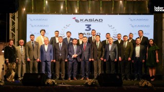 Kahramanmaraş’ta KASİAD Ödülleri Sahiplerini Buldu: İş Dünyası ve Sanat Buluştu