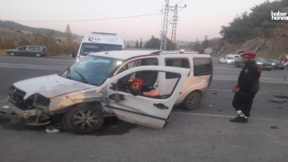 Kahramanmaraş Kayseri Yolu Üzerinde Kaza: 6 Kişi Yaralandı, Yol Trafiğe Kapandı!