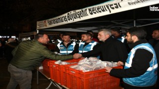 Fırat Görgel, Berat Kandili’nde Kahramanmaraşlılarla Birlikte Dua Etti