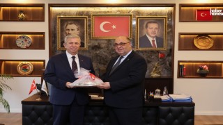 Kahramanmaraş Depremlerinin Ardından Dayanışma Ziyareti: Mansur Yavaş Dulkadiroğlu'nda
