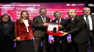 Zeki Konukoğlu'na Gaziantep’e Değer Katanlar Ödülü!