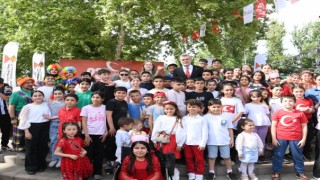 Miniklere Bayram Coşkusu, Başkan Görgel’den Sürpriz Ziyaret
