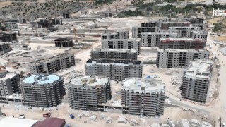 Başkan Görgel ve Vali Ünlüer, Güneşevler Sahasında İncelemelerde Bulundu