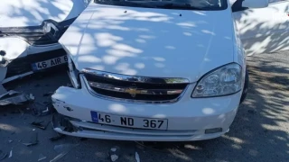 Kahramanmaraş’ta Kafa Kafaya Çarpışma: 1 Kişi Yaralandı