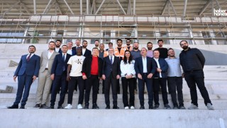Kahramanmaraş Stadyumu’na Türk Futbolunun Efsanelerinden Tam Not